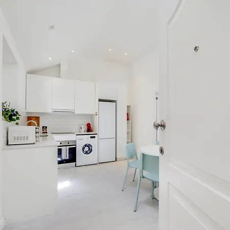 Appartement Alcantara Charm 3br *